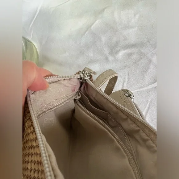 Giani Bernini Beige Leather Straw Crochet Wallet Wristlet Crossbody Mini Bag - Picture 4 of 16